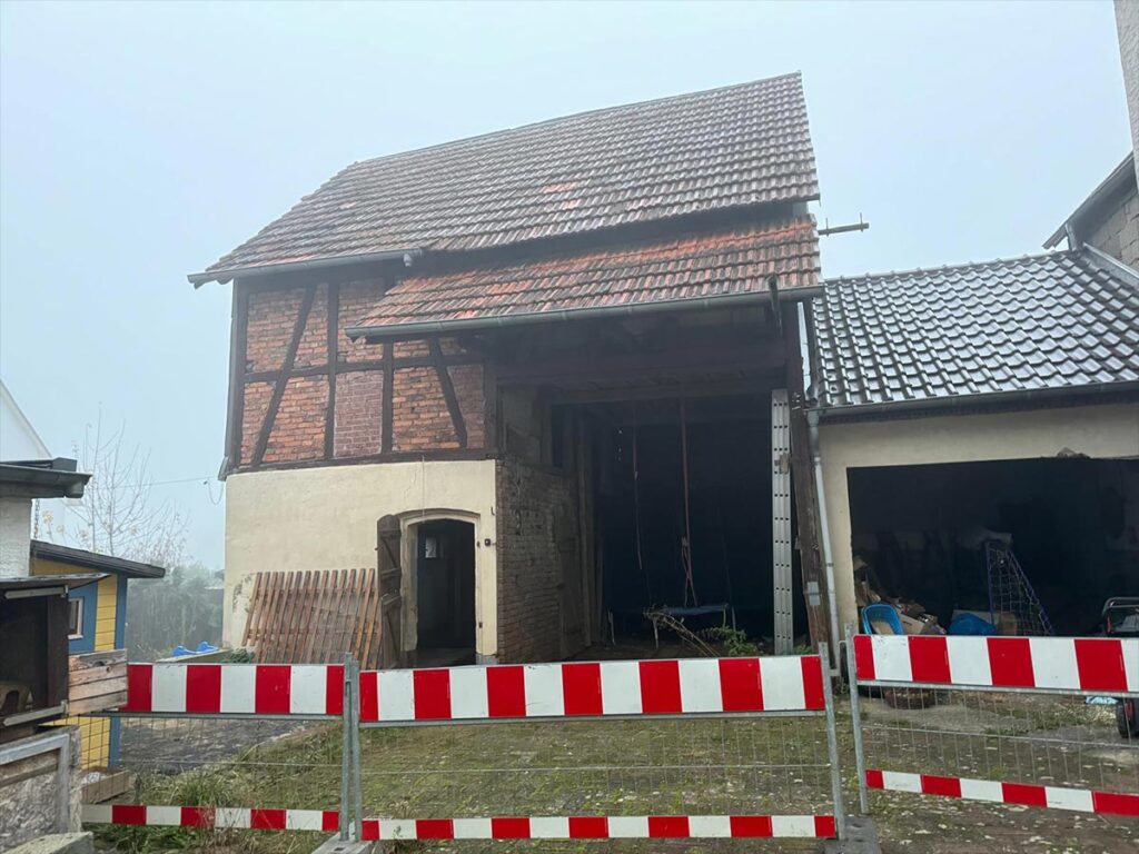 abrissarbeiten-bagger-04