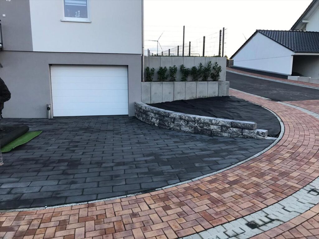 Außenanlagen und Gartenbau